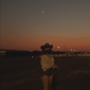 Meet your Posher, Tyler